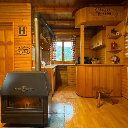 Brvnara Jevtic, Tara